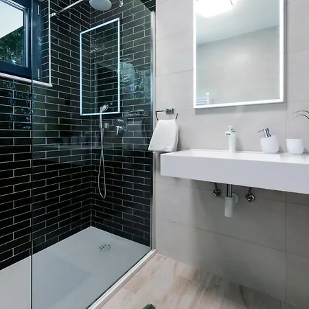 Sirene Villa *