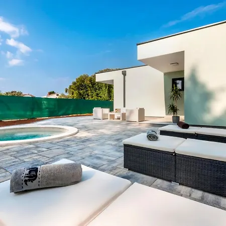 Sirene Villa